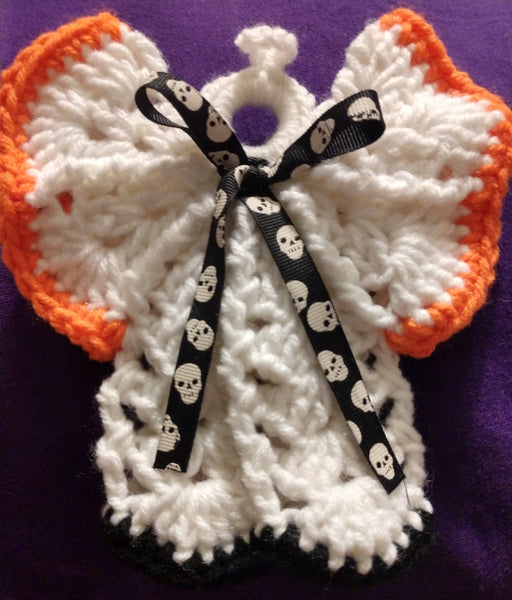 Halloween angel with skull ribbon